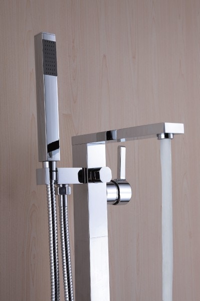 Standarmatur freistehend Wannenarmatur Armatur 1521 Standarmatur freistehend Wannenarmatur Armatur 1521